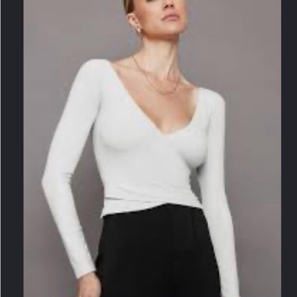 Carbon38 White Kids Long Sleeve Crop Top WORN ONCE